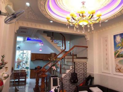 Bán nhà 4 tầng tại hẻm Hoàng Quốc Việt, Quận 7, diện tích đất 50m2, sổ hồng, cửa hướng Bắc