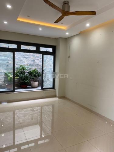 Phòng nhà phố Bình Trưng Tây, Quận 2 Nhà phố rộng 101m2 nội thất đầy đủ, thiết kế hiện đại.