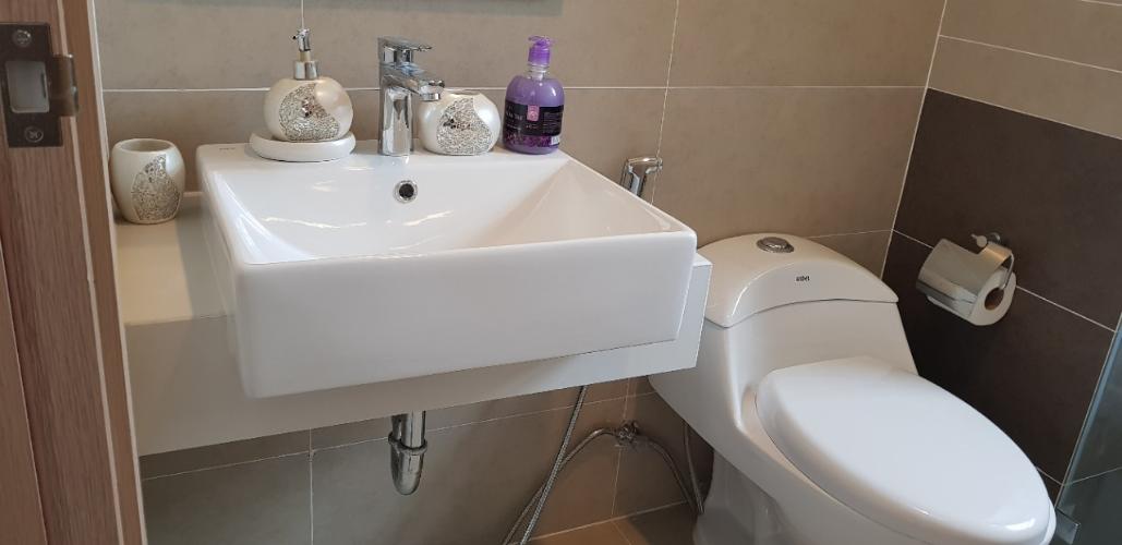 Toilet Officetel The Sun Avenue Office-tel The Sun Avenue tầng trung, nội thất cơ bản, bàn giao ngay.