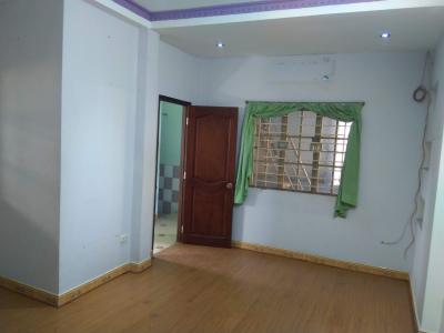 Bán nhà phố Bình Thạnh hướng Đông Nam, dân cư sầm uất, giao nhà ngay.