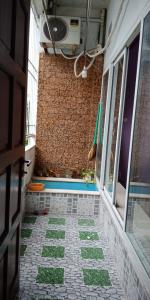 Căn hộ chung cư Quân Đội Căn hộ tầng thấp chung cư Quân Đội 3 phòng ngủ, nội thất cơ bản.