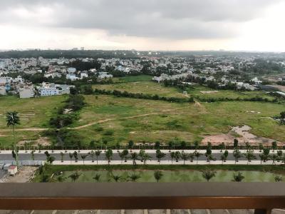 View căn hộ Vinhomes Grand Park Căn hộ Vinhomes Grand Park bàn giao hoàn thiện, không có nội thất.