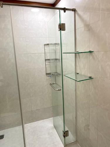 Nhà vệ sinh căn hộ Hoàng Anh Thanh Bình Căn hộ Hoàng Anh Thanh Bình tầng cao, view ngắm trọn thành phố.