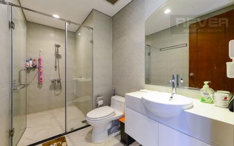phòng tắm Căn hộ Vinhomes Central Park tầng cao Central 2 view sông