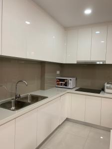 Phòng bếp căn hộ Masteri An Phú 2 Cho thuê căn hộ Masteri An Phú 2PN, diện tích 69.6m2, tầng cao, đầy đủ nội thất