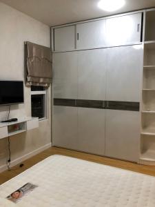 phòng ngủ căn hộ sunrise city Căn hộ Sunrise City tầng cao, hướng Đông Nam, đầy đủ nội thất.