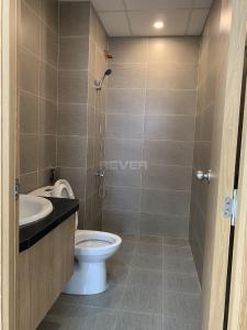 Phòng tắm Saigon Gateway Quận 9 Căn hộ Saigon Gateway tầng cao hướng Tây Bắc, view thành phố.