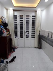 Bên trong nhà phố Trần Xuân Soạn, Quận 7 Nhà phố mặt tiền hướng Đông, diện tích 19.6m2.