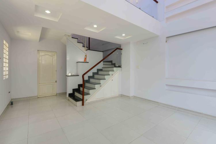 Phòng Khách Cho thuê nhà phố hẻm Nguyễn Duy Trinh, Q2, 3 phòng ngủ, không có nội thất, hướng Đông Nam