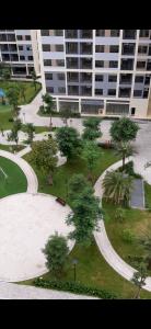 view Bán căn hộ tầng trung, nội thất cơ bản Vinhomes Grand Park