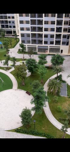 view Bán căn hộ tầng trung, nội thất cơ bản Vinhomes Grand Park