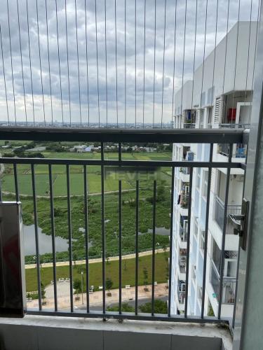 Ban công Hà Đô Riverside, Quận 12 Căn hộ Hà Đô Riverside tầng trung, hướng Đông Nam view thoáng mát.