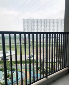 Ban công Jamila Khang Điền, Quận 9 Căn hộ Jamila Khang Điền tầng thấp, hướng Đông Nam, 2 phòng ngủ.