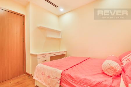 Phòng ngủ 1 Căn hộ Vinhomes Central Park tầng cao Park 1 thoáng mát