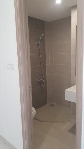 Phòng tắm  căn hộ Vinhomes Grand Park Căn hộ Vinhomes Grand Park nội thất cơ bản, view thành phố.