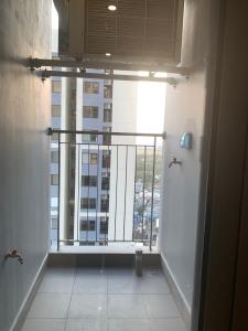 Lô gia Vinhomes Grand Park Quận 9 Căn hộ Vinhomes Grand Park tầng cao, đón hướng nội khu mát mẻ.