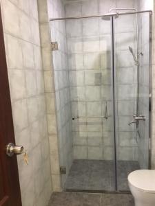 phòng tắm Bán căn hộ Saigon South Residence 2 phòng ngủ và 2 phòng tắm, tầng trung, diện tích 74m2