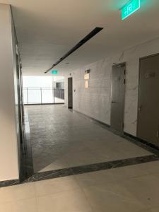 Hành lang căn hộ SAIGON SOUTH RESIDENCE Bán căn hộ Saigon South Residence 2 phòng ngủ, diện tích 71m2, bàn giao thô