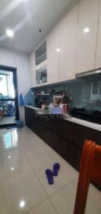 Phòng bếp Celadon City, Tân Phú Căn hộ Celadon City tầng trung, view nội khu mát mẻ.