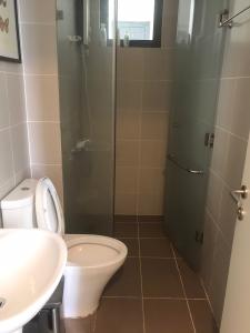 Nhà tắm căn hộ Masteri Thảo Điền Căn hộ Masteri Thảo Điền view sông, đầy đủ nội thất.