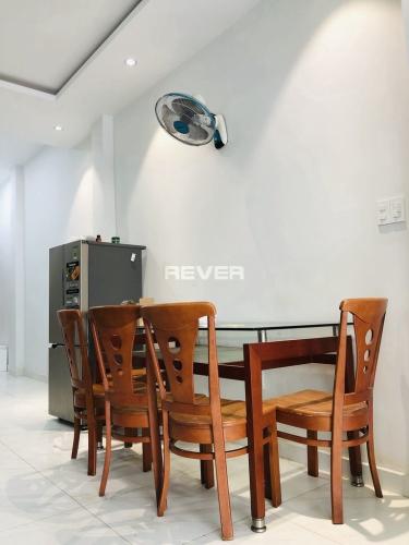 Phòng ăn nhà phố Thủ Đức Nhà phố quận Thủ Đức 80m2, đầy đủ nội thất, hẻm xe hơi.