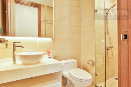 Phòng tắm 1 Căn hộ Vinhomes Central Park tầng cao Park 1 thoáng mát