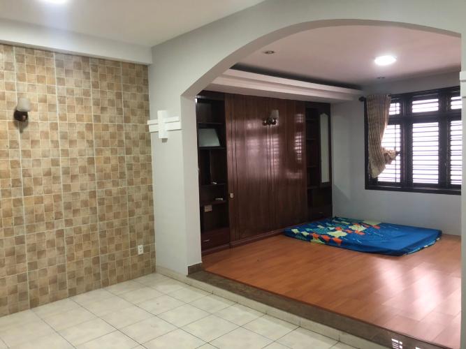 2b6c16724840b61eef51 Biệt thự Quận 2 ven sông, thiết kế hiện đại, vị trí đắc địa.