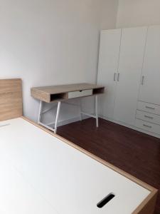 phòng ngủ 2 Cho thuê căn hộ Sunrise Riverside 2 phòng ngủ diện tích 69m2