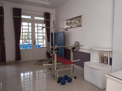 y30 Bán nhà cách Bệnh viện Nhà Bè hơn 500m, nội thất cơ bản.