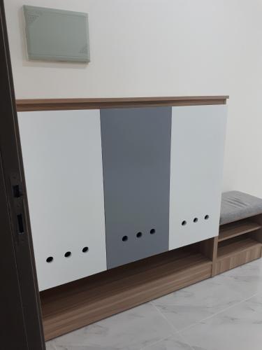 tủ gỗ căn hộ Saigon South Residence Cho thuê căn hộ 2 phòng ngủ nội thất đầy đủ Saigon South Residence