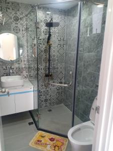 Nhà vệ sinh căn hộ Saigon South Residences Căn hộ Saigon South Residences tầng thấp, đầy đủ nội thất