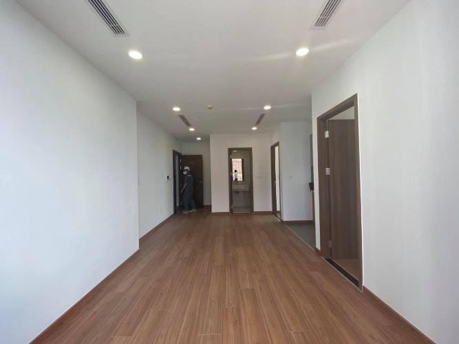 Phòng khách Eco Green Saigon Căn hộ Eco Green Saigon nội thất cơ bản, view nội khu.