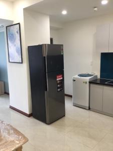 tủ lạnh Bán căn hộ Saigon South Residence 2 phòng ngủ và 2 phòng tắm, tầng trung, diện tích 74m2