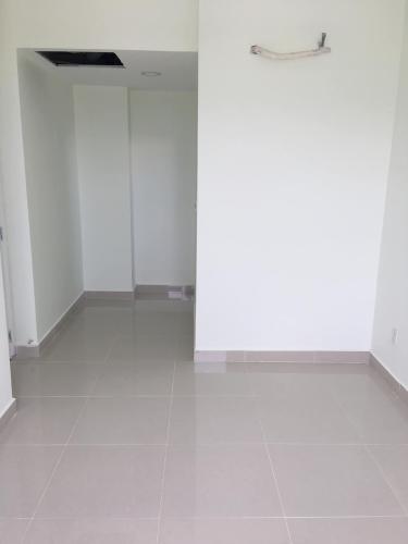 Phòng khách căn hộ Topaz City Căn hộ Topaz City cửa hướng Đông, view thành phố cực đẹp.