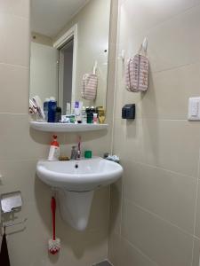 Phòng tắm M-One Nam Sài Gòn, Quận 7 Căn hộ M-One Nam Sài Gòn tầng trung, hướng Tây Nam.