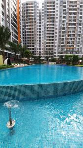 Hồ bơi Safira Khang Điền, Quận 9 Căn hộ Safira Khang Điền tầng trung, ban công view thoáng mát.