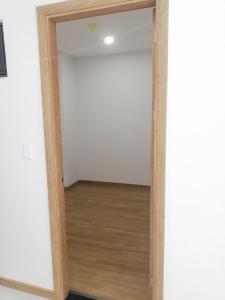 Bên trong Bcons Suối Tiên Căn hộ Bcons Suối Tiên tầng thấp, đầy đủ nội thất tiện nghi.