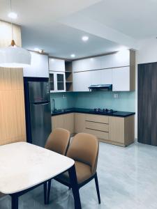 phòng ăn căn hộ Saigon South Residence Bán căn hộ Saigon South Residence tầng cao, đầy đủ nội thất.