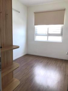 Bên trong căn hộ Topaz City Căn hộ Topaz City tầng trung, hướng nội khu yên tĩnh.