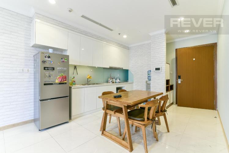 Phòng ăn và bếp căn hộ VINHOMES CENTRAL PARK Bán hoặc cho thuê căn hộ Vinhomes Central Park 1PN, tầng cao, đầy đủ nội thất, view nội khu và thành phố