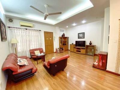 Bán căn hộ chung cư Vĩnh Hội tầng 2, phường Vĩnh hội quận 4, diện tích 80m2, đầy đủ nội thất.