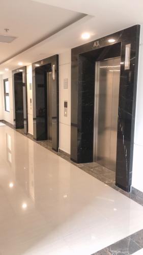 Hành lang Vinhomes Grand Park Quận 9 Căn hộ Vinhomes Grand Park tầng cao, đón phía nội khu.