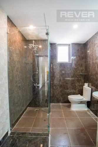 Nhà vệ sinh Saigon South Residence Căn hộ Saigon South Residence tầng trung, đầy đủ nội thất.