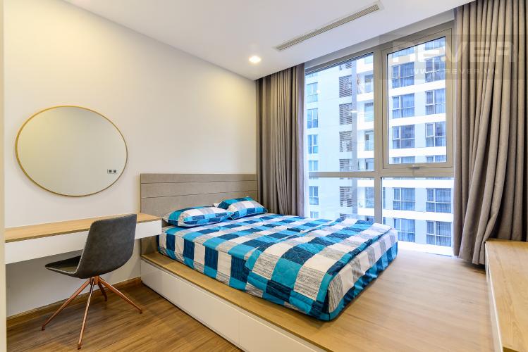 Phòng Ngủ 2 Căn hộ Vinhomes Central Park tầng cao, 2PN, đầy đủ nội thất, view hồ bơi