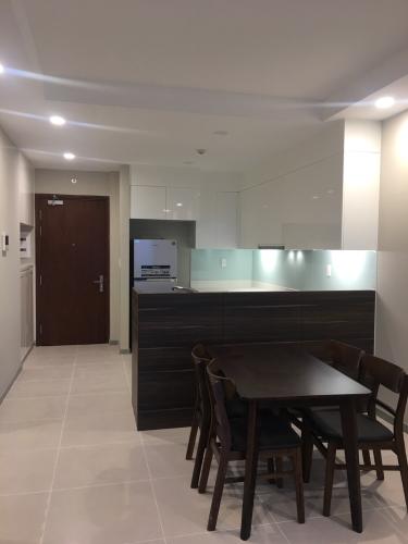 Phòng ăn The Gold View, Quận 4 Căn hộ The Gold View tầng cao, view cầu Nguyễn Văn Cừ.