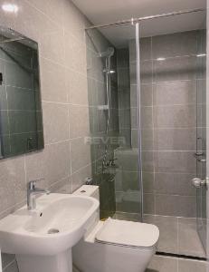 Phòng tắm căn hộ Terra Royal, Quận 3 Căn hộ tầng 12 chung cư Terra Royal đầy đủ nội thất cao cấp.