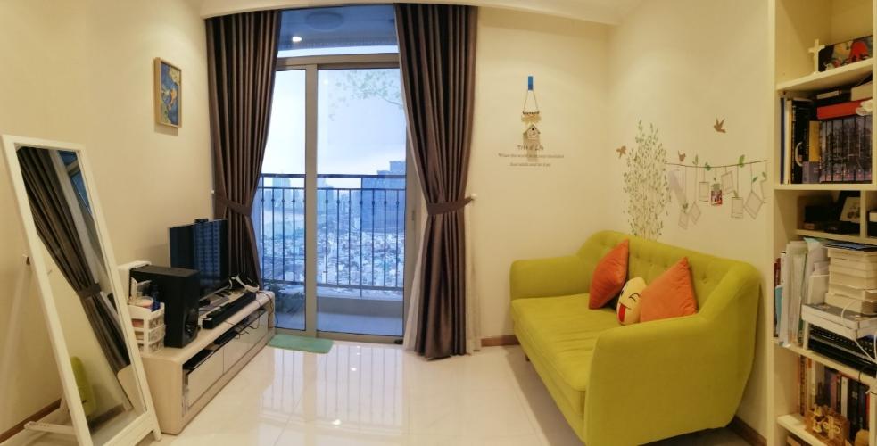 Phòng khách căn hộ VINHOMES CENTRAL PARK Bán căn hộ Vinhomes Central Park 1PN, tầng 30, đầy đủ nội thất, view thành phố