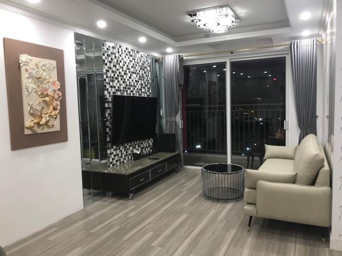 Phòng khách căn hộ Sunrise Riverside Căn hộ Sunrise Riverside ban công hướng Bắc, nội thất đầy đủ.