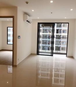 Phòng khách Vinhomes Grand Park Quận 9 Căn hộ Vinhomes Grand Park tầng trung mát mẻ và view nội khu.