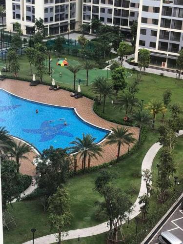 View Vinhomes Grand Park Quận 9 Căn hộ view nội khu Vinhomes Grand Park tầng trung, nội thất cơ bản.